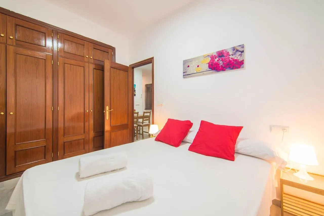 Apartamentos Granata Granada Aparthotel